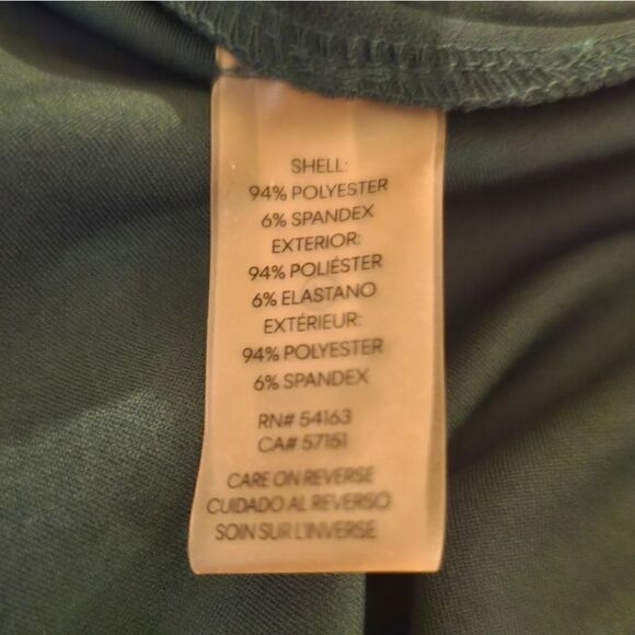 CALVIN KLEIN Flutter Cape Short Sleeve V-Back Crepe Sheath Dress - Size 18W - Picture 8 of 8